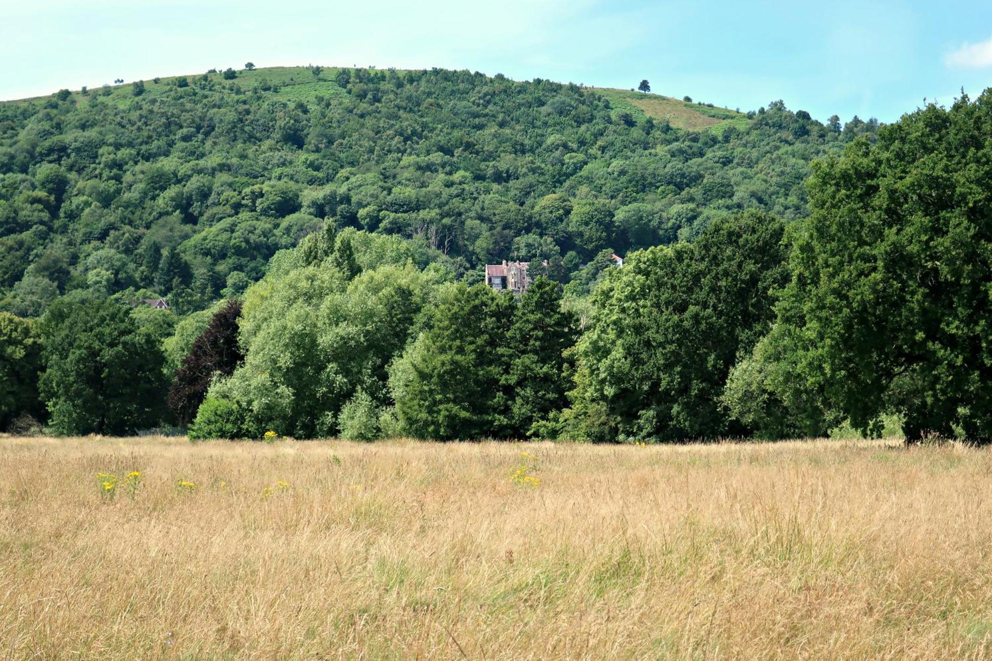 Haslington House Apartment Malvern Wells ภายนอก รูปภาพ